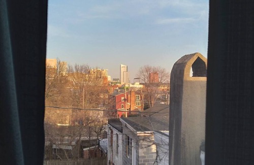 Downtown Baltimore House | Cozy home in convenient location with parking - walk downtown