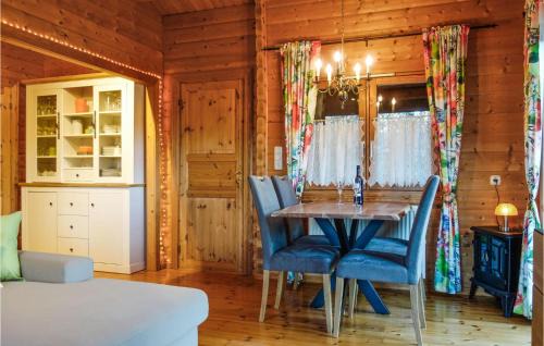 Diemelsee House | Cozy Home In Diemelsee With Wifi