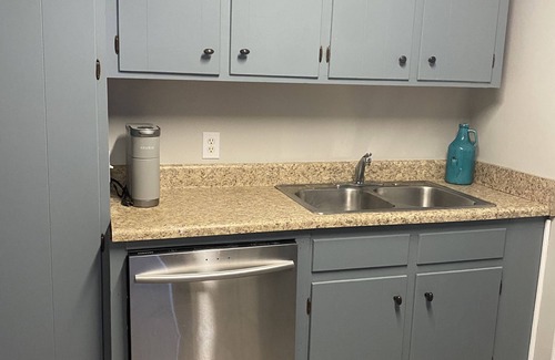 Northport House | Cozy home in downtown northport 3.4 miles to UA stadium 2.5 to amphitheater