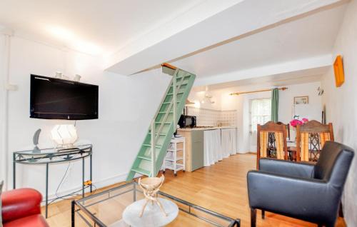 Dun House | Cozy Home In Dun With Wifi