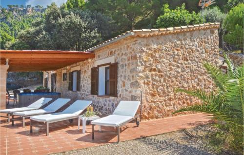 Estellencs House | Cozy Home In Estellencs With Wifi
