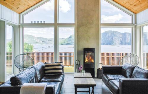 Farsund House | Cozy Home In Farsund With Sauna
