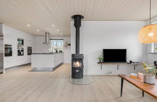 Faxe Ladeplads House | Cozy home in Faxe Ladeplads with WiFi