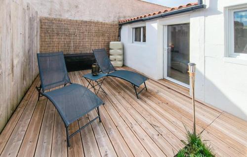 LʼAiguillon-sur-Mer House | Cozy Home In L'aiguillon La Presqu'ile