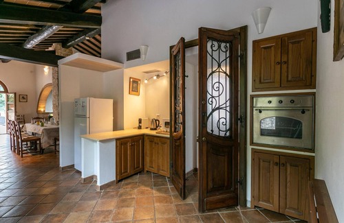 Guardea House | Cozy home in Guardea TR