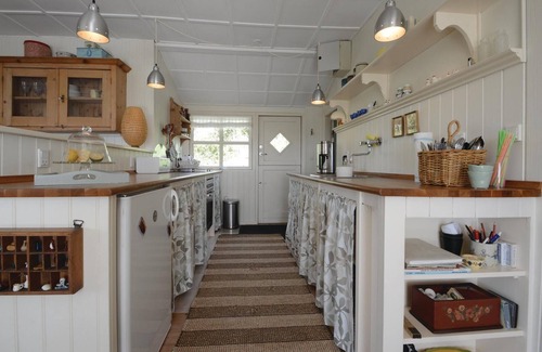 Hejlsminde Strand House | Cozy home in Hejls with WiFi