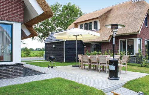 Idskenhuizen House | Cozy Home In Idskenhuizen With Sauna