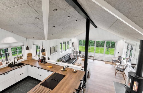 Juelsminde House | Cozy home in Juelsminde with WiFi