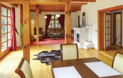 Wendorf House | Cozy Home In Kuhlen Wendorf With Sauna