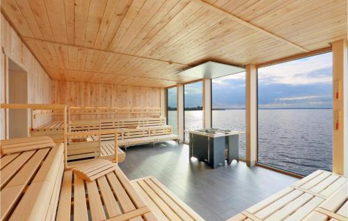 Lembruch House | Cozy Home In Lembruchdümmer See