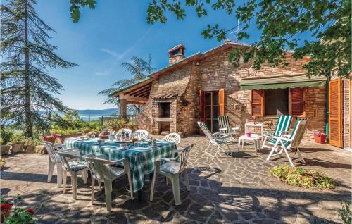 San Feliciano House | Cozy Home In Magione -Pg- With Wifi