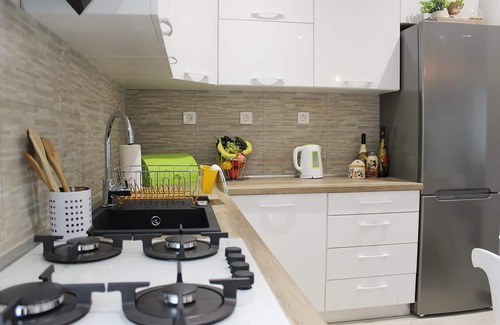 Dracevica House | Cozy home in Nerezisca with WiFi
