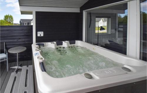 Hasmark Strand House | Cozy Home In Otterup With Sauna