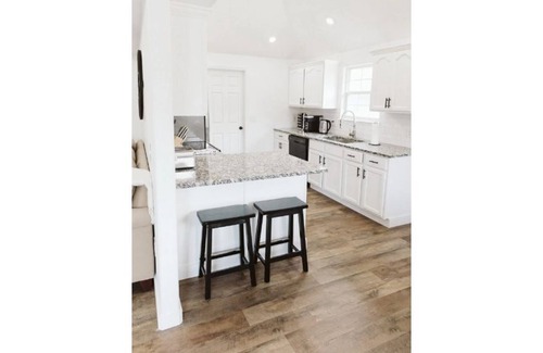 Ozark House | Cozy Home in Ozark, MO IDEAL LOCATION