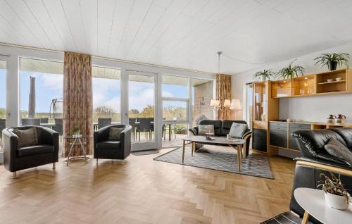 Klegod Strand House | Cozy Home In Ringkøbing With Sauna