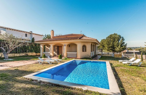 El Roc de Sant Gaieta House | Cozy home in Roda de Berà with Wi-Fi