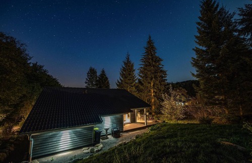 Ruhla House | Cozy home in Ruhla with sauna
