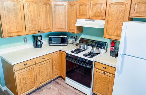 Terrace Heights House | Cozy Home In the Terrace Heights Country Club area. Pet Friendly