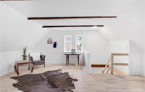 Lohals House | Cozy Home In Tranekær With Kitchen