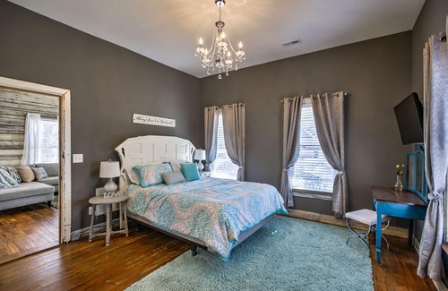 Excelsior Springs House | Cozy home in historic Excelsior Springs-Great Monthly Executive Rental