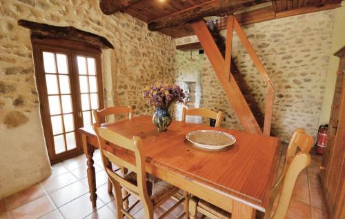 Valreas House | Cozy Home In Valreas With Wifi