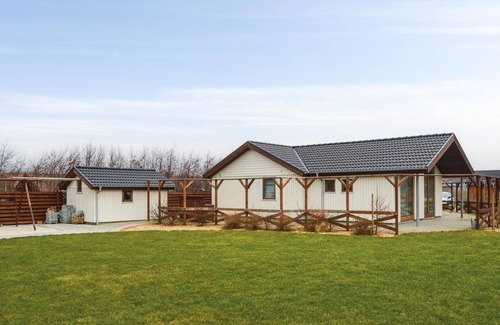 Vinderup House | Cozy home in Vinderup with WiFi
