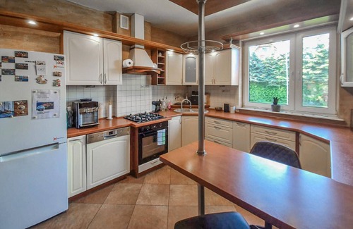 Nowe Warpno House | Cozy home in Warnoleka with WiFi