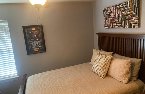 Fayetteville House | Cozy Home in West Fayetteville