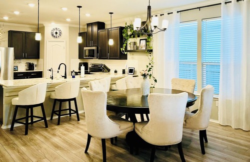 Austin House | Cozy Home Near Airport and Downtown ATX