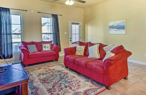 Highlands - Perkins House | Cozy home near Casino resort, LSU, & downtown