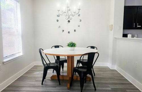 Austin House | Cozy Home Near Downtown Austin And Airport