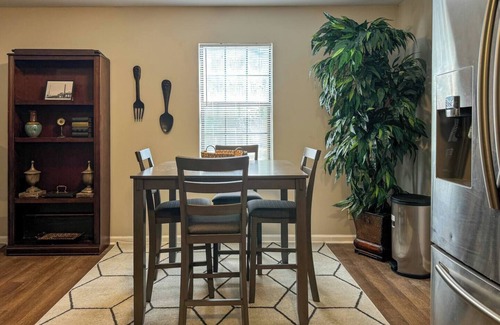 Tupelo House | Cozy Home Near Downtown