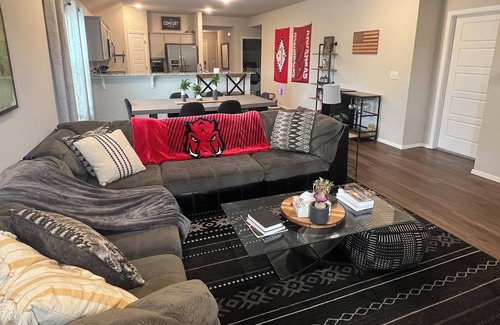Fayetteville House | Cozy Home Near University of Arkansas