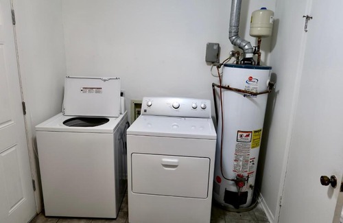 Mobile House | Cozy Home nestled in quite West Mobile Alabama