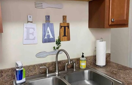 Waukegan Apartment | Cozy home perfect for families - Near Naval Base!