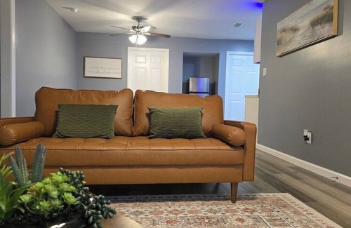 Mobile House | Cozy Home | Sleep 6 | off I-10