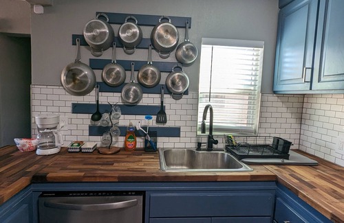 Winslow House | Cozy Home!
