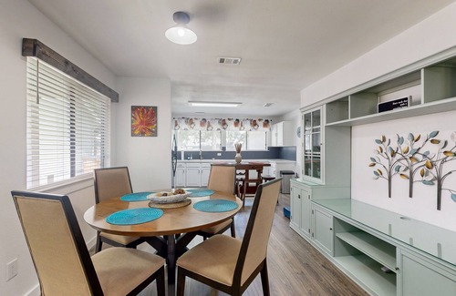 Tanglewood Forest House | Cozy home with enclosed backyard and fire pit - Dog-friendly