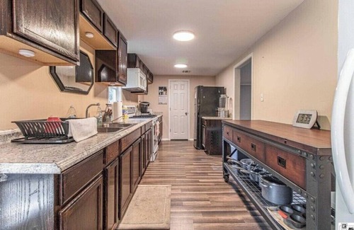 Farmerville House | Cozy home with great fishing from dock.Peaceful and Private with nature trails.