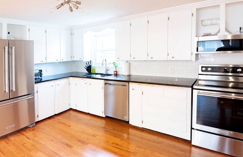 Scarborough House | Cozy Home with Maine at your fingertips