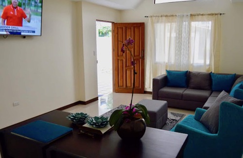 Heredia House | Cozy home with patio