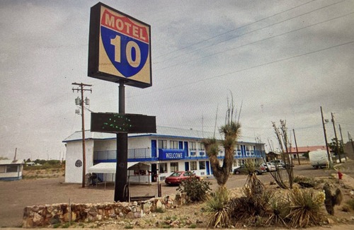 Lordsburg Hotel | Cozy hotel in Lordsburg with dining, market, and parks nearby, Main St/Exit 22