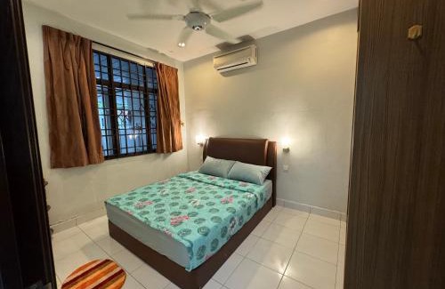Central Seberang Perai House | Cozy House 37 @ Alma BM