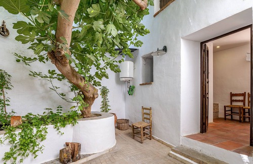 Guadix House | Cozy house for 2 with Patio in Guadix