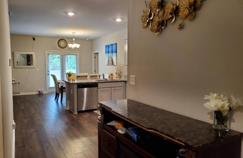 Covington House | Cozy house in Covington with 3-Bdr. 2bth. AC and WiFi.