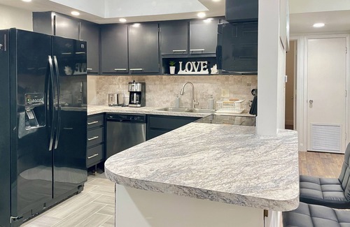 New Port Richey House | Cozy house in downtown new port richey