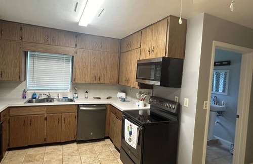 Winter Haven House | Cozy house in peaceful Lake Alfred with AC, WiFi very secluded.