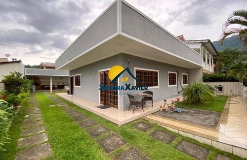 Angra dos Reis House | Cozy house with pool, 4 bedrooms (2 suites) next to the beach