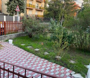 Alsorakos Apartment | Cozy House with Garden and FreeParking