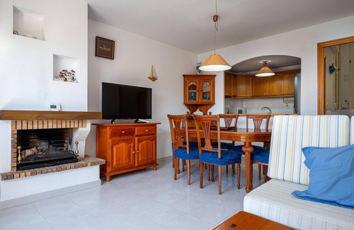 Altafulla House | Cozy House with Pool, BBQ, and Sea View, 5min Walk to Beach